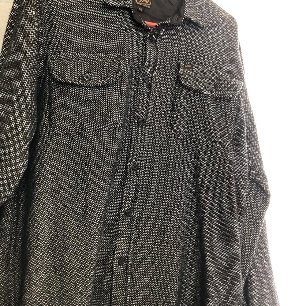 Men shirts size large obey
